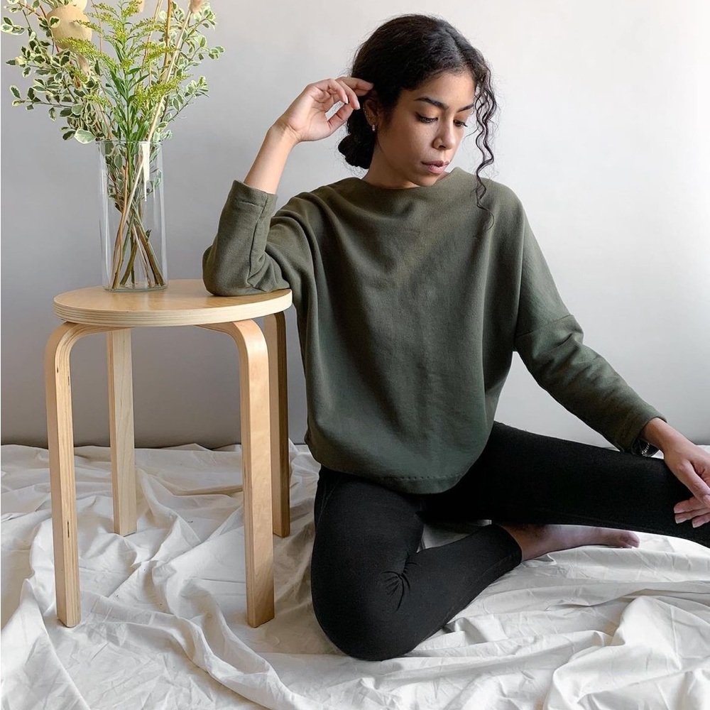 TRADED | Two Days Off Mizue Sweatshirt